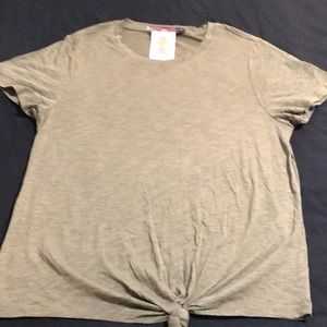 𝅺social standard woman’s size xlarge waist tie tee. NWT